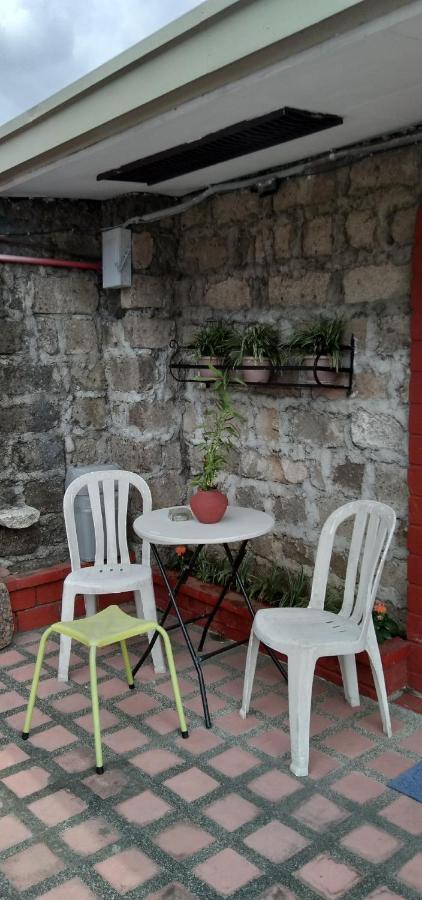 The Terrace Room Paranaque City Esterno foto